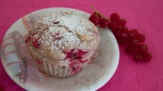 Ricetta muffin Muffin ai ribes con farina di farro e ricotta  ricetta per lestate [upl. by Adnof]