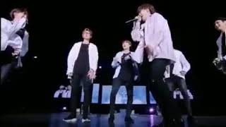 Jhope sorpresa a Suga en concierto BTS YOONSEOKSOPE [upl. by Bakki]