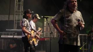 Ramli Sarip  Nyanyian Serambi at MAHA 2016 [upl. by Aridatha]