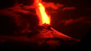 Así fue la erupción del volcán en Chile [upl. by Eanil]