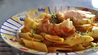 Macarrones con gambas  Recetas Mallorquinas [upl. by Meenen]