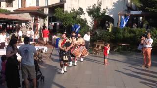 Banda scozzese marcia con cornamusa  pipe band in Italia [upl. by Stanford450]