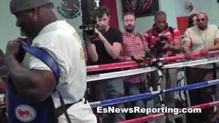 Joe Rogan Ronda Rousey beats Floyd Mayweather EsNews Boxing [upl. by Benito5]