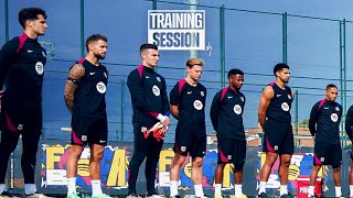 MINUTES SILENCE FOR THE VICTIMS OF THE FLOODS IN SPAIN  FC Barcelona Training 🔵🔴 [upl. by Ecerehs]