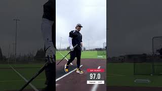 120 Louisville Slugger Vapor vs 300 Louisville Slugger Atlas baseball [upl. by Reece]