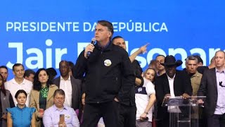 Brasile Bolsonaro quotLula vi vuole togliere le armi da fuocoquot [upl. by Quinta]