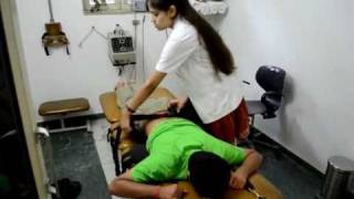 lumbar traction technique  vikalp physiotherapy clinic noida [upl. by Ag]