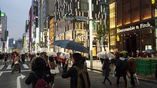 TOKYO【Christmas Lights】GINZA car free zone 2018 4K 銀座歩行者天国 [upl. by Ferretti]