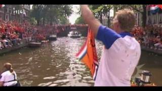 Huldiging Oranje 2010 samenvatting [upl. by Maurilia497]