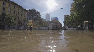 Milano quartiere Isola sommerso Gli abitanti esasperati quotQuesta è Milano altro che area Cquot [upl. by Kancler]