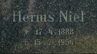 The grave of Herms Niel 18881954 German composer [upl. by Euqenimod]