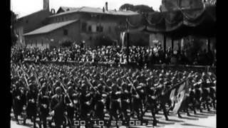 La grande parata militare in Via dellImpero per la celebrazione della Festa dello Statuto [upl. by Peacock]