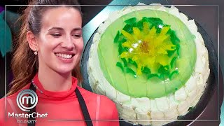 ¡¡quotIMPRESIONANTEquot Laura presenta esta super tarta  MasterChef Celebrity 8 [upl. by Lynde]