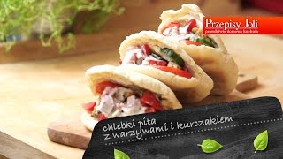 CHLEBEK PITA Z WARZYWAMI I KURCZAKIEM [upl. by Obmar]