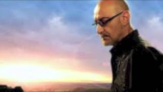 Siavash Ghomeishi  Navazesh 2013 New Song سیاوش قمیشی  نوازش [upl. by Hgielsel971]