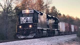 LSRC 301 amp LSRC 4301 Southbound in Alpena Mi [upl. by Eleets]