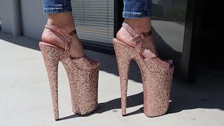 Review Walking In 10 Inch Pleaser Beyond1020 Pink High Heel Ankle Boots Unboxing By Amanda Blanks [upl. by Yeroc521]