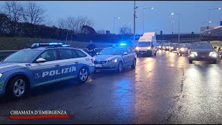 Polizia Stradale in azione in emergenza a Milano  Chiamata demergenza 24022024 [upl. by Eenimod]