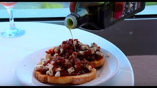 Bruschetta tomate chèvre  pain espagnole aux tomates amp chèvre  Recette  174 [upl. by Sandor]