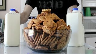 203 Chips Ahoy Challenge 12800 Calories [upl. by Arahs]