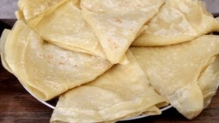 Recette de trid rougag crepes fines algeriennes  How to make Algerian thin pancakes [upl. by Sethrida]