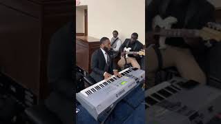 Praise Break Sherod CoxKeys Michael Robinson  Organ praisebreak praise shout cogic [upl. by Reyam]