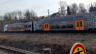 Zug Durchfahrt in Löhne 1222022 Trainspotting [upl. by Natasha]