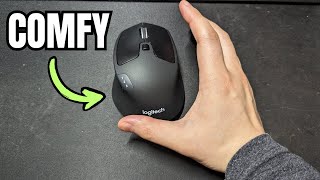 Logitech M720 Triathlon Wireless Mouse  Quick Review So Comfy [upl. by Akcirderf898]