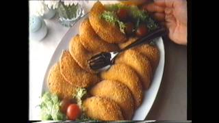 Findus Crispy Pancakes TV Commercial 1986 [upl. by Hodosh]