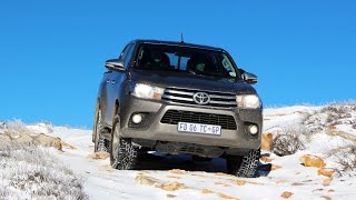 MATROOSBERG SNOW PART 2  Jeep JK Rubicon VS Hilux Revo [upl. by Nappie]