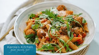 Vegetarische balletjes in tomatensaus met pompoen en penne  Karolas Kitchen [upl. by Nura216]