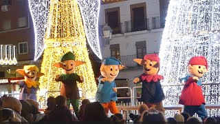 Mágicas Navidades 2023 Show de Los Guachis en la Plaza Mayor [upl. by Anerec]