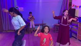 Sabki baratein aayi doli tu bhi laana dance video danceacademy dance dancechoreography [upl. by Seagrave]