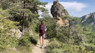 Randonnée en itinérance sur le Causse Méjean  VLOG Rando [upl. by Nellaf]