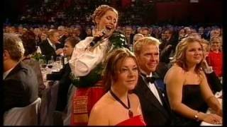 HELEN SJÖHOLM  DU ÄR MIN MAN IDROTTSGALAN 2006 [upl. by Gereron452]