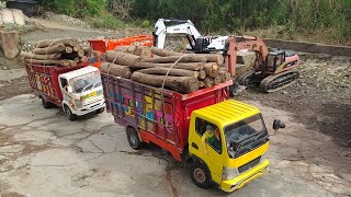 Supir Bar Bar Mobil Truk Oleng Canter Fuso Muatan Kayu Jatuh Terguling Isuzu NMR ELF Miniatur Truk [upl. by Eniamrahs]