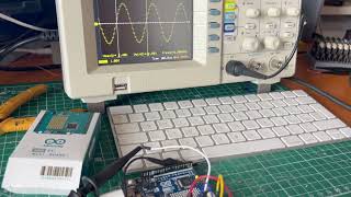 ArduinoUNO R4  DAC [upl. by Llehsem325]