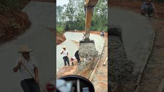 Construction process of pouring concrete on the canal slopeexcavatorshorts [upl. by Darlleen288]