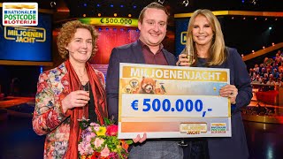 Winnaar van € 500000 belt zijn vrouw met het goede nieuws  Postcode Loterij Miljoenenjacht [upl. by Gordan]