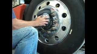 Polishing Aluminum Wheel On the Truck [upl. by Jarek]