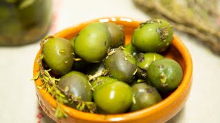 Cómo ALIÑAR ACEITUNAS en casa How to make marinated olives [upl. by Hortense]