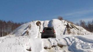 Land Rover Freelander 2  snow hill up 2MOV [upl. by Brigg245]