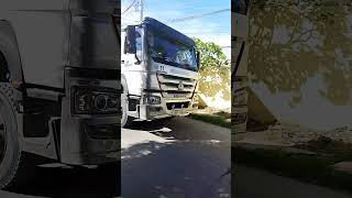 Howo Containervan container van howo shortsviral shortvideo bigtruck update [upl. by Oinegue874]