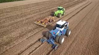 Steiger Panther KS325 IV and Ford FW60 Automatic working side by side in the UK [upl. by Means]