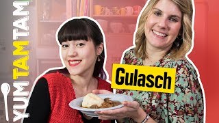 Ungarisches Gulasch  Mit Hefeknödeln  yumtamtam [upl. by Patricio]