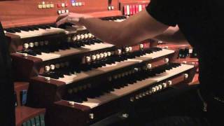 Cameron Carpenter  Sleigh Ride  Virtuoso  Christmas  Pipe Organ 1080P [upl. by Annaigroeg605]