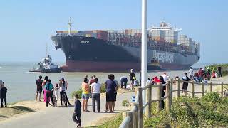 Navio de carga chegando ao Porto de Itajaí SC [upl. by Colpin]