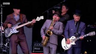 Madness perform Embarrassment at Reading Festival 2011  BBC [upl. by Amapuna317]