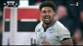 La relance incroyable de Ntamack dans son en but face aux All Blacks [upl. by Gideon]