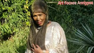 Faaxee Anniyyaa  Mee Maaltu Na malaa  Best Oromo Music [upl. by Zetrac140]